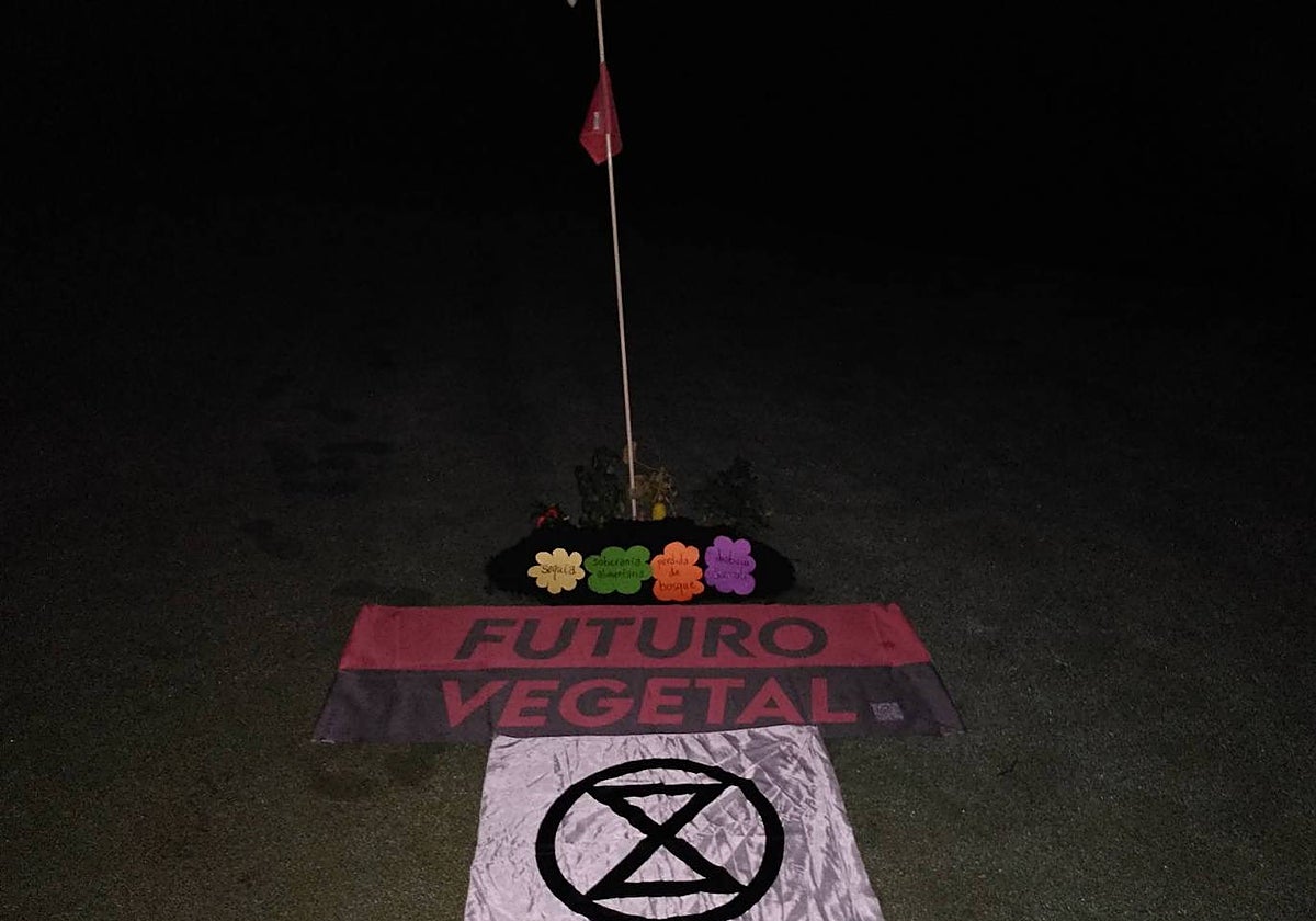 Uno de los hoyos de un campo de golf tapados por Futuro Vegetal