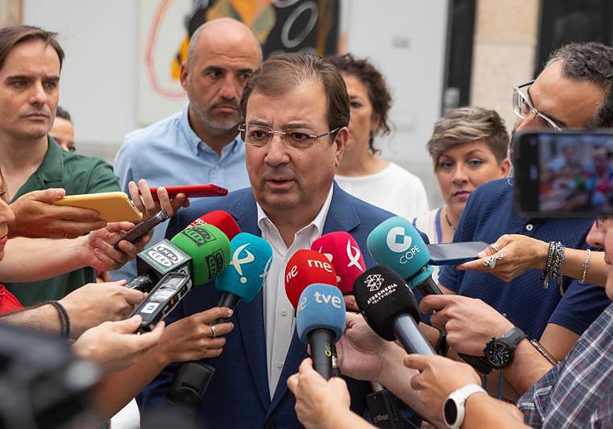 El presidente en funciones de la Junta de Extremadura y líder del PSOE, Guillermo Fernández Vara.