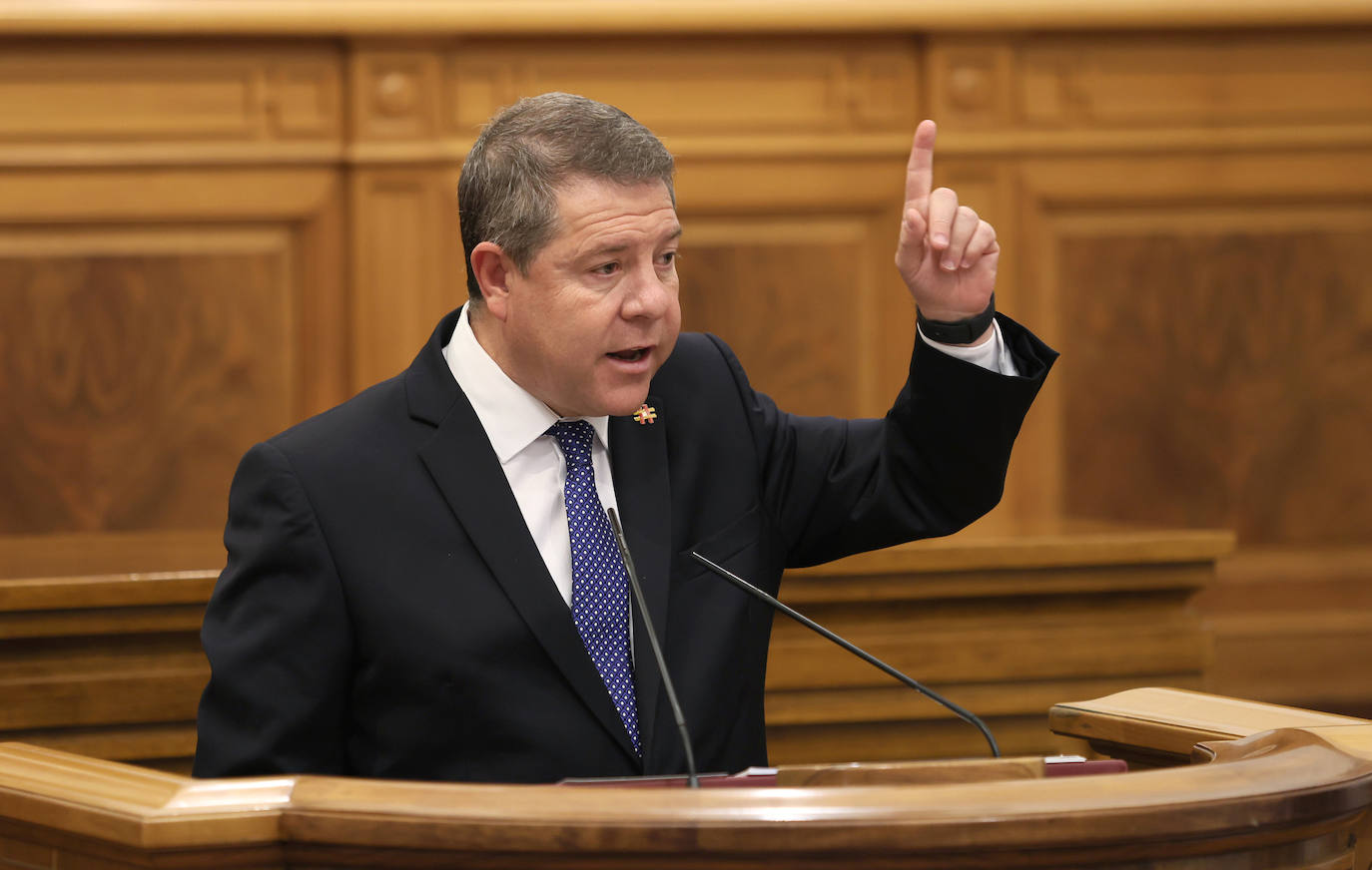 Las imágenes de la primera sesión del Debate de Investidura de García-Page