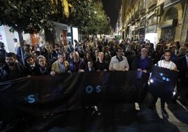 La luz llegará a la calle Cruz Conde de Córdoba más de cuatro años después de las quejas del comercio