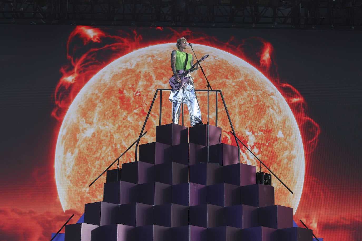 Machine Gun Kelly durante su presentación