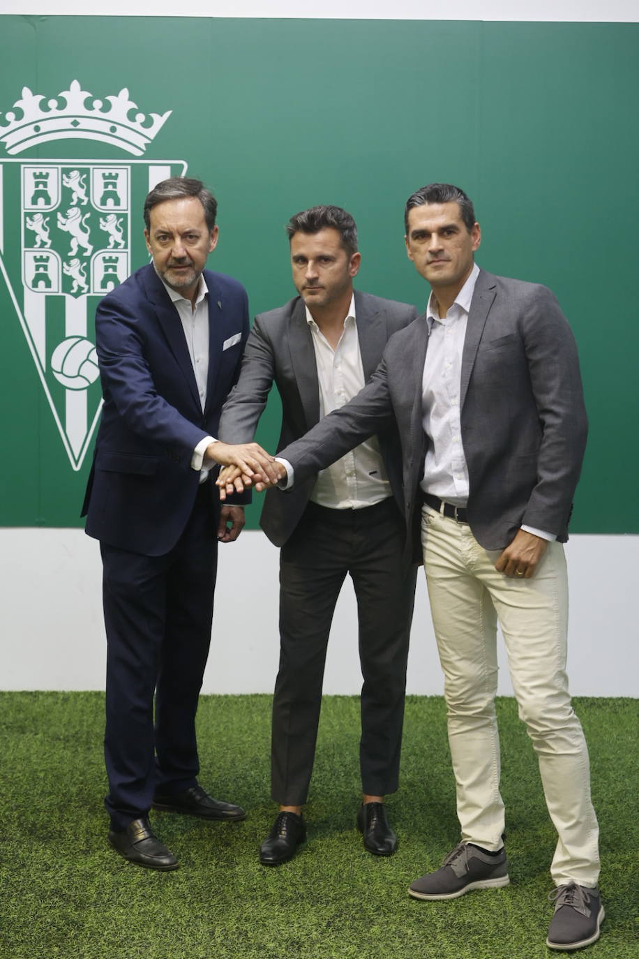 La presentación de Iván Ania como nuevo entrenador del Córdoba CF, en imágenes