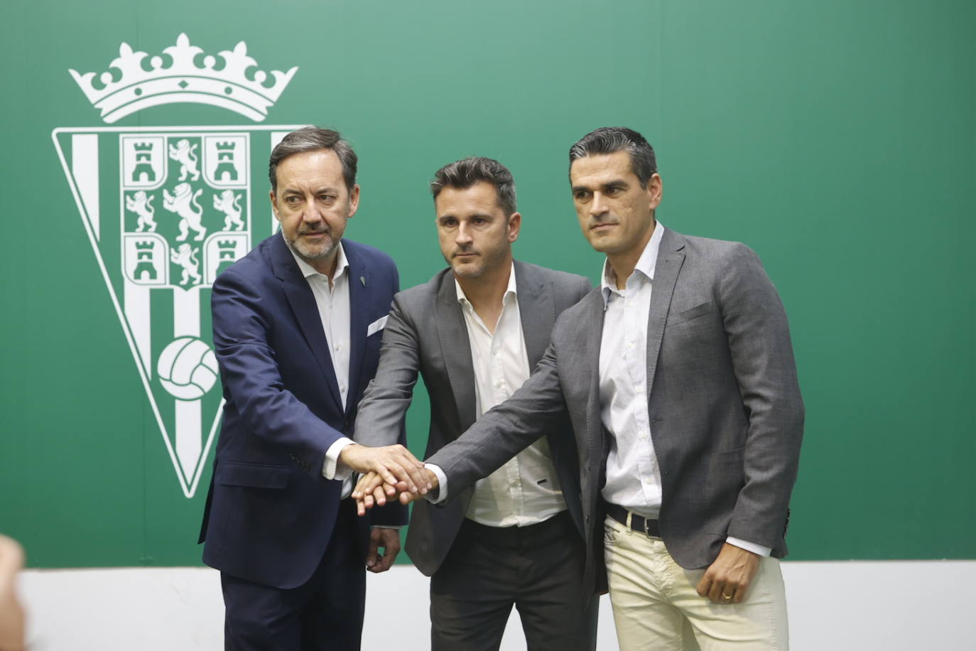 La presentación de Iván Ania como nuevo entrenador del Córdoba CF, en imágenes
