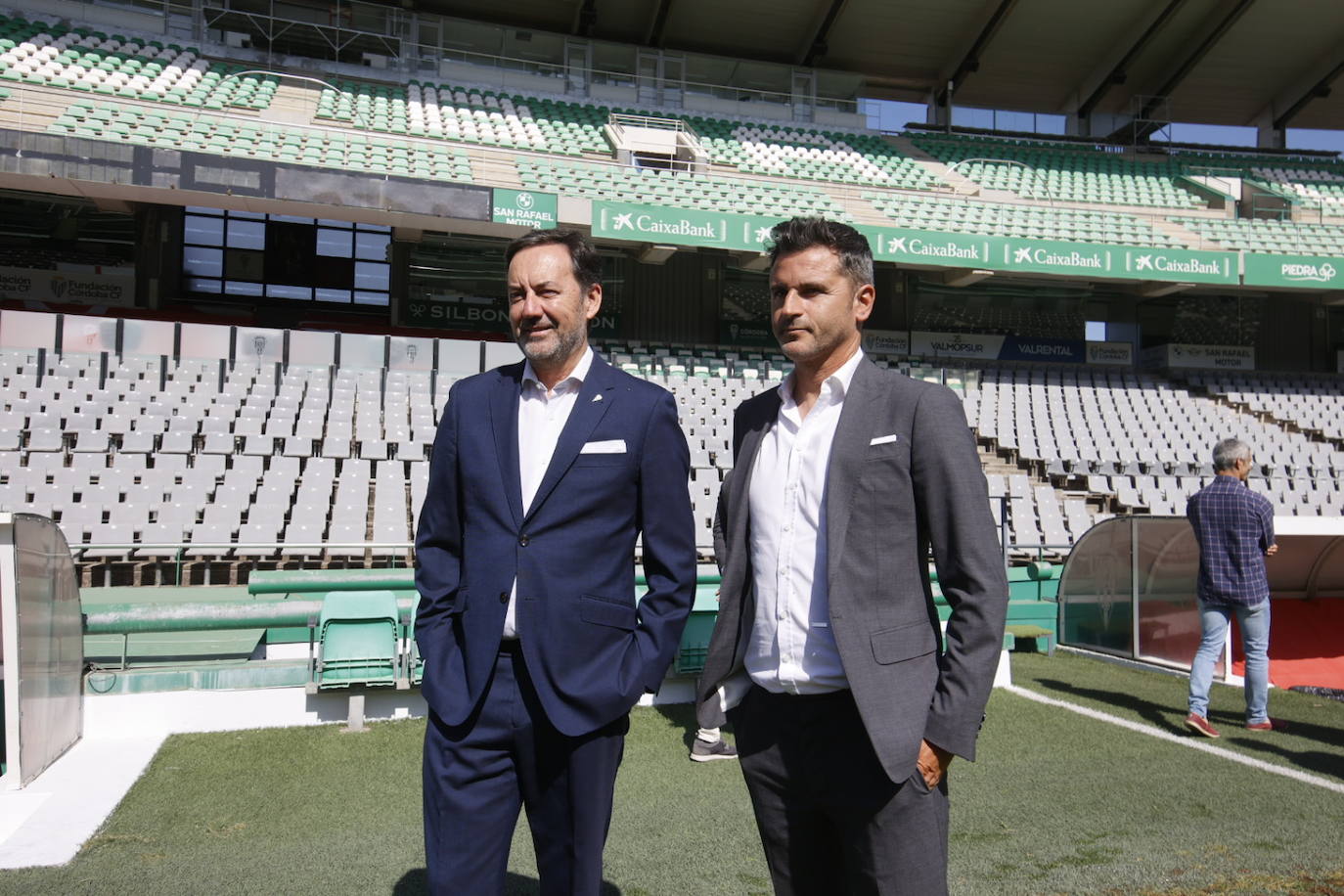 La presentación de Iván Ania como nuevo entrenador del Córdoba CF, en imágenes