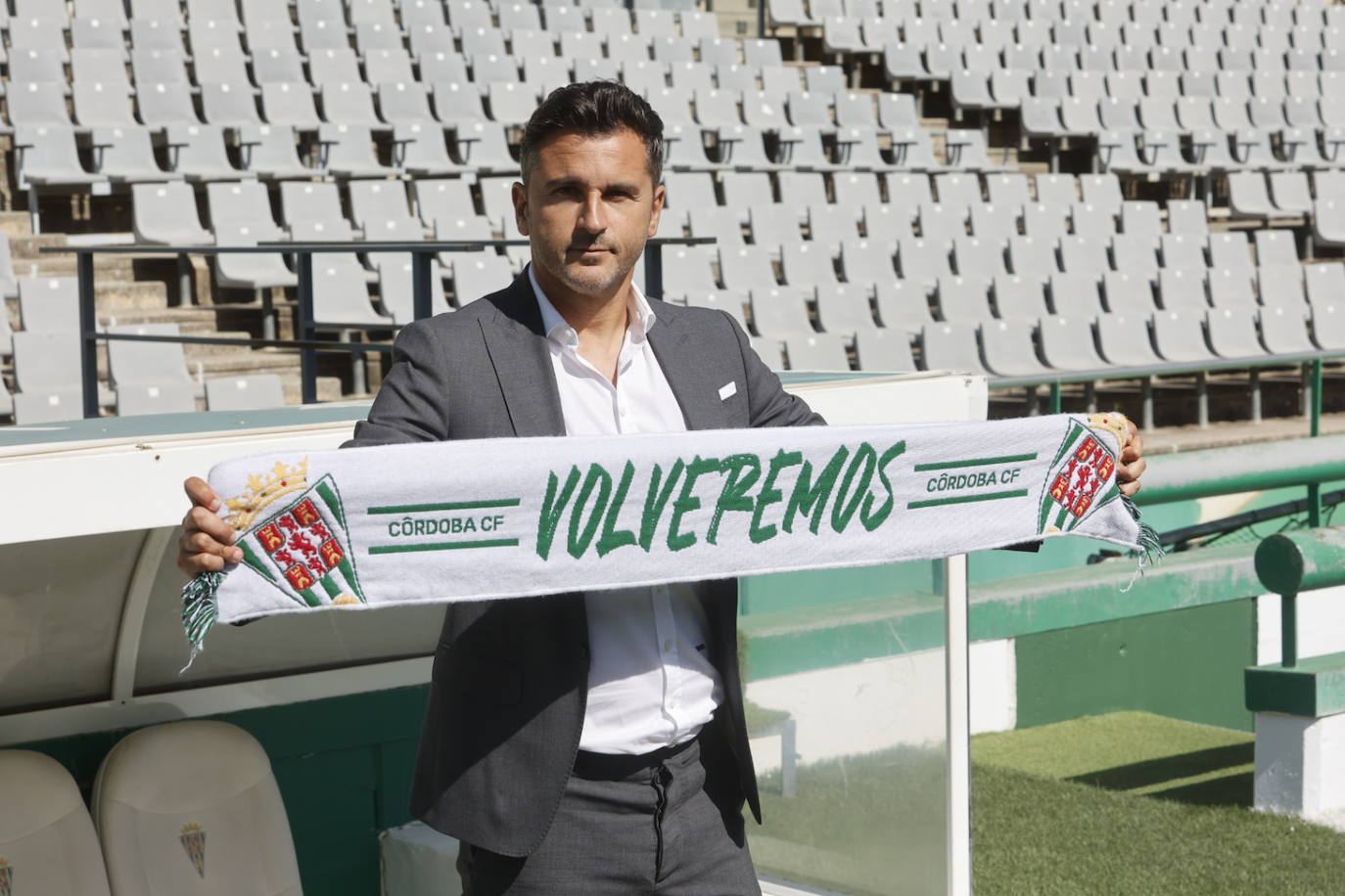 La presentación de Iván Ania como nuevo entrenador del Córdoba CF, en imágenes