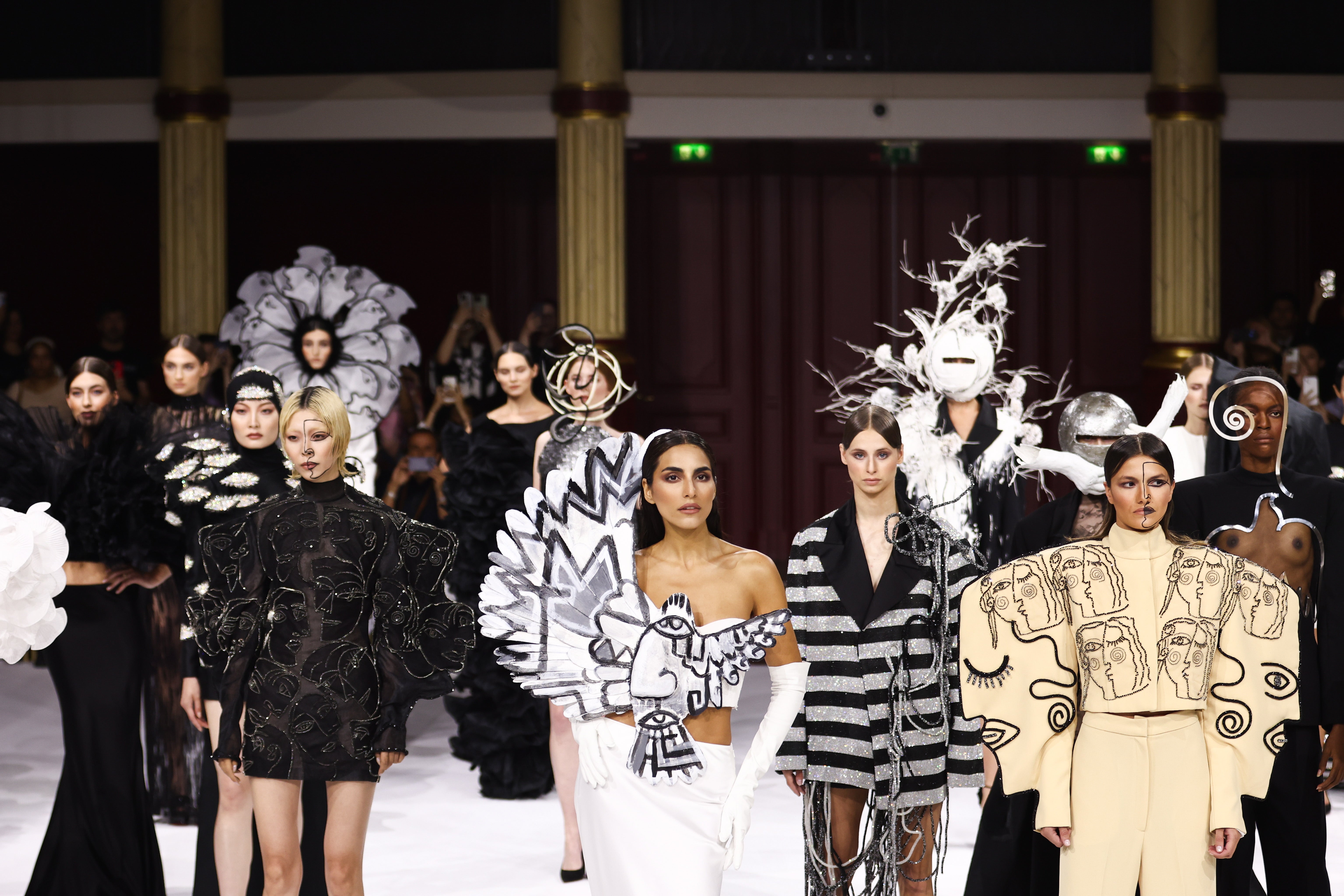 Juana Martín presenta su colección &#039;Fieras&#039; en la Fashion Week de París