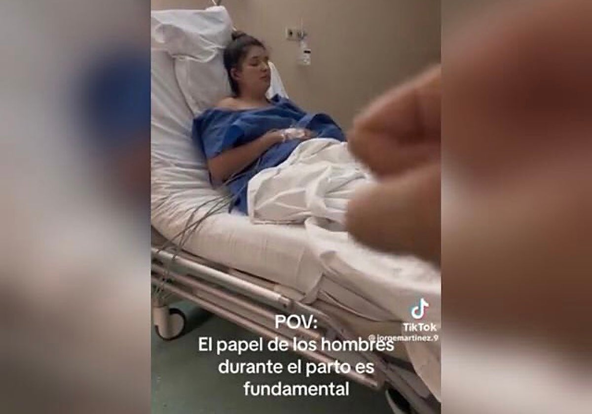 Captura de pantalla del vídeo viral del aficionado del Levante animando a su mujer durante el parto