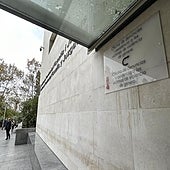 Un padre se enfrenta a 29 años de cárcel por violar y romperle el tímpano a su hija menor de edad