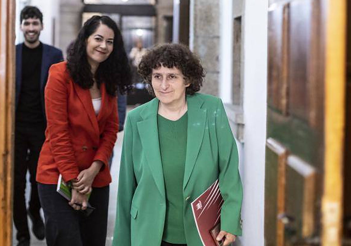 La alcaldesa de Santiago, Goretti Sanmartín, durante un acto en el Pazo de Raxoi