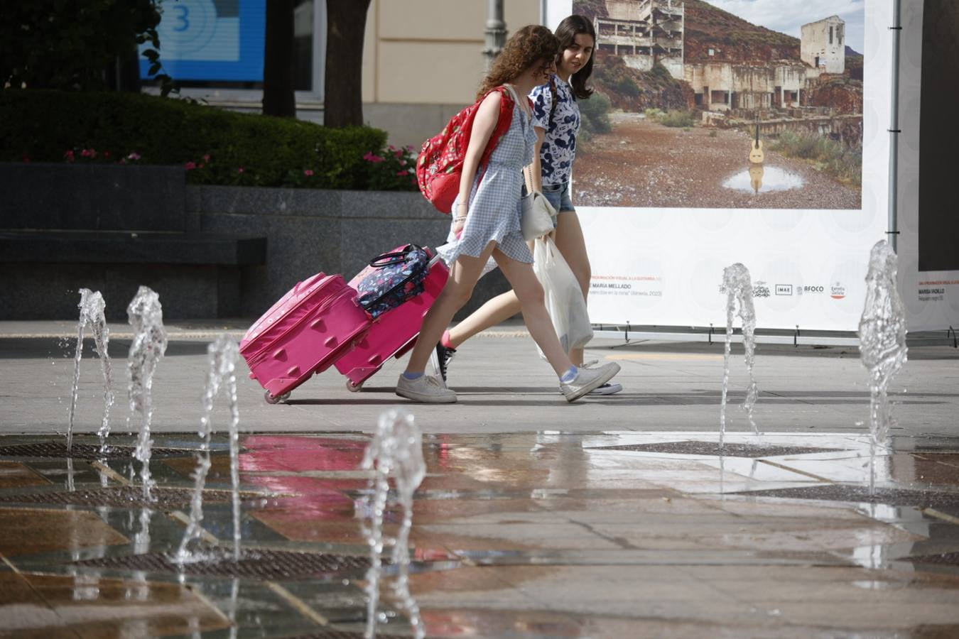 Fotos: Córdoba se abrasa a casi 44 grados a la sombra en la ola de calor