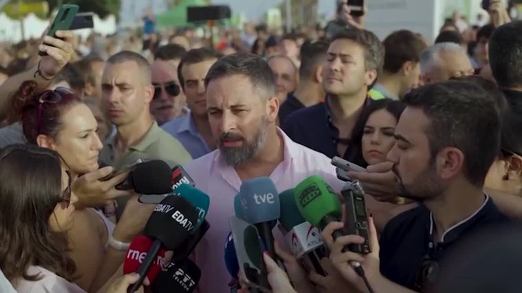 Abascal censura el debate "del bipartidismo" con un Sánchez "desquiciado"