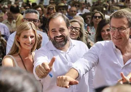Feijóo augura que el PP ganará en la región y se compromete a «atender y entender» a Castilla-La Mancha