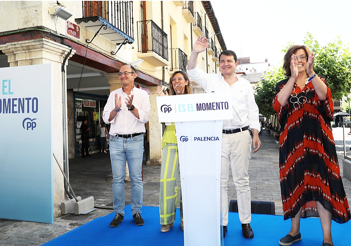 Mañueco en un acto electoral celebrado en Palencia