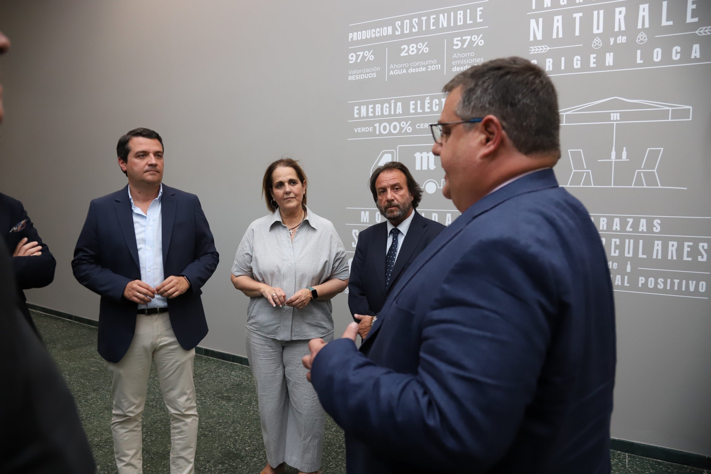 Así hace Mahou más de 50 tipos de cervezas en la fábrica de Córdoba, en imágenes