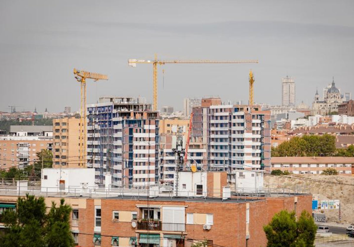 Construcción de torres en torno al Vicente Calderón