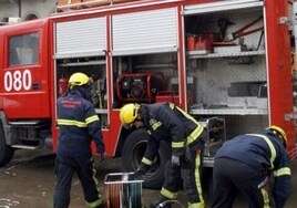 Un incendio en un edificio en La Coruña obliga a desalojar a los vecinos