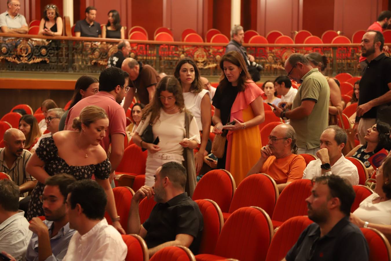 Coti llena el Gran Teatro con sus grandes temas y la fusión en su música