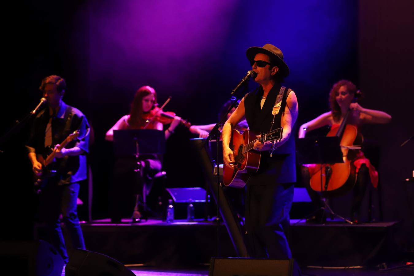 Coti llena el Gran Teatro con sus grandes temas y la fusión en su música