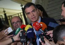 Sánchez convoca a la prensa, pero no responde a sus preguntas