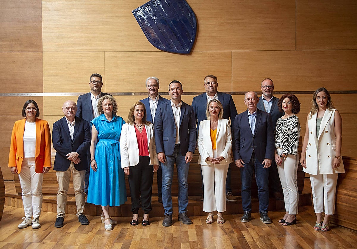 Imagen del nuevo equipo de gobierno de la Diputación de Valencia