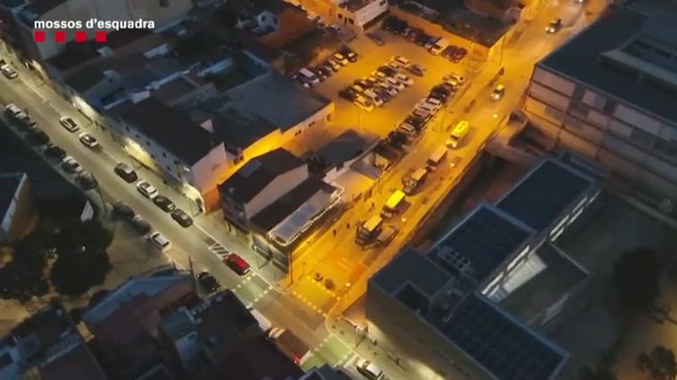 Detenida una banda muy violenta que asaltaba tiendas de telefonía en Barcelona