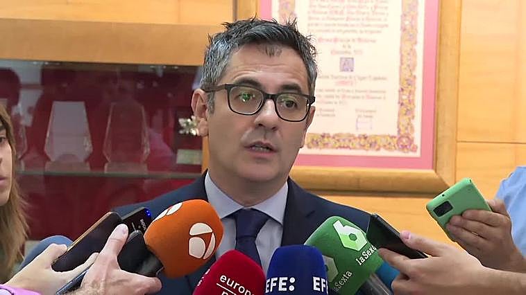 Bolaños califica de "muy útil" el debate y acusa a Feijóo de "esconderse"