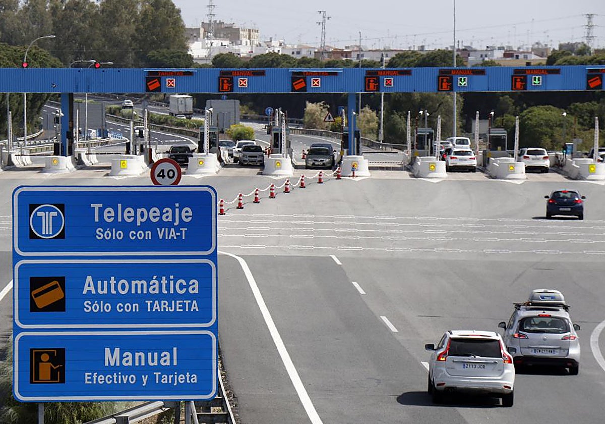 Antiguo control del peaje de la autopista Sevilla-Cádiz a la altura de Las Cabezas de San Juan