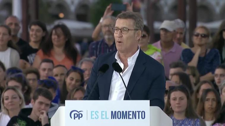 Feijóo cierra campaña poniendo por "testigo" su labor en Galicia