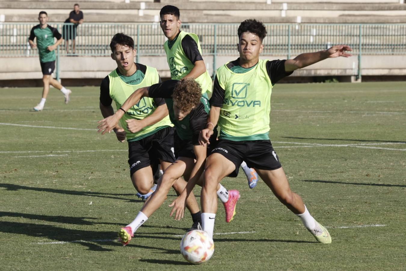 El Córdoba CF - Córdoba B, en imágenes