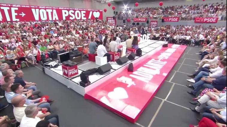 Teresa Ribera pide el voto para el PSOE para tener "viviendas dignas" y "pleno empleo"