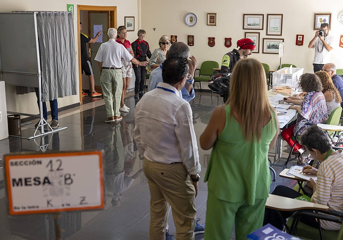 Jornada electoral en un colegio de Castilla y León ese 23J