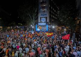 Así se votó el 23J en las calles de las sedes de los partidos: sólo un barrio es fiel a sus colores