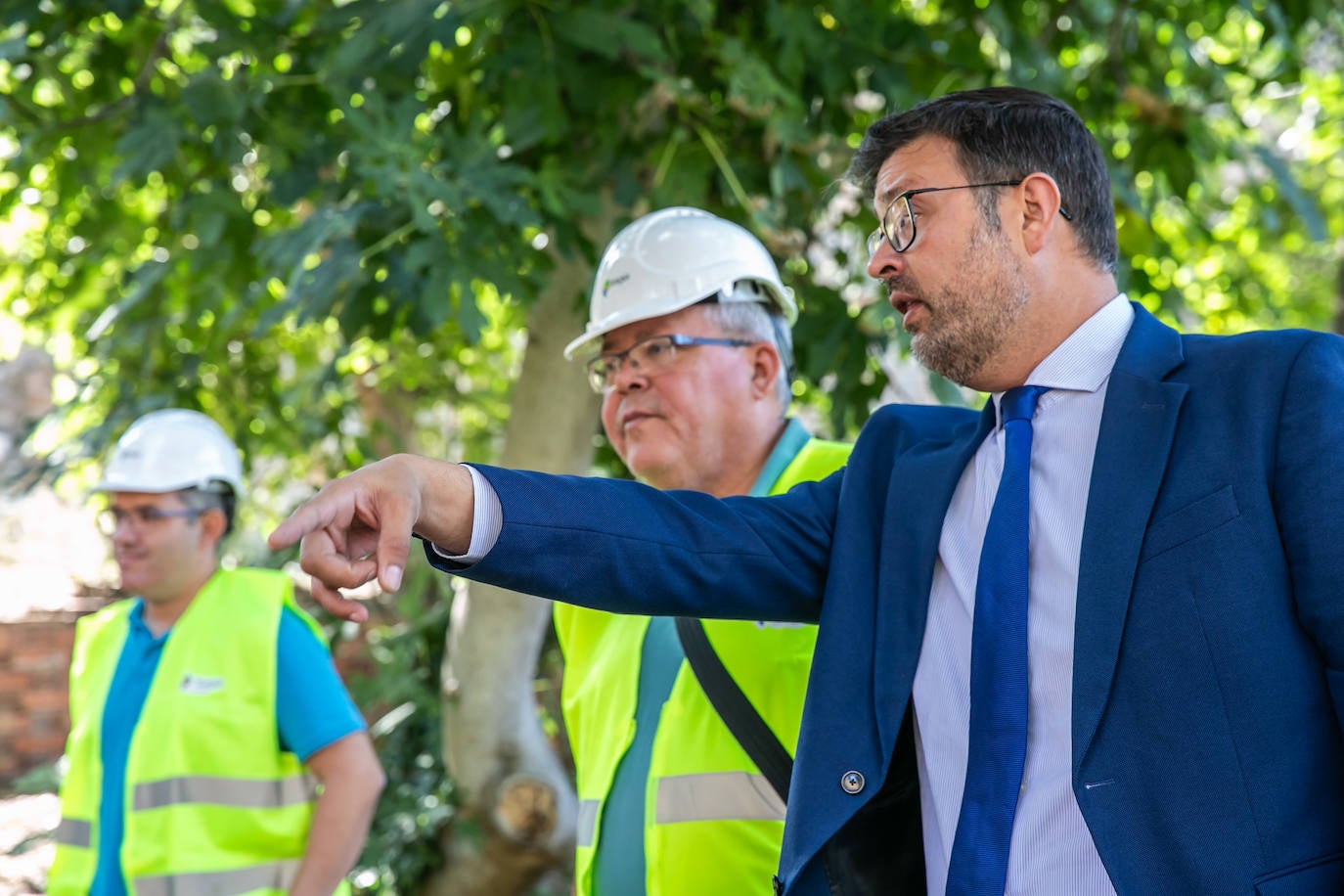 La visita al edificio de hornos de la Escuela de Arte de Toledo, en imágenes