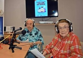 Milagros, estrella del podcast a los 100 años: una abuela valenciana se hace viral con sus consejos para nietos y ancianos