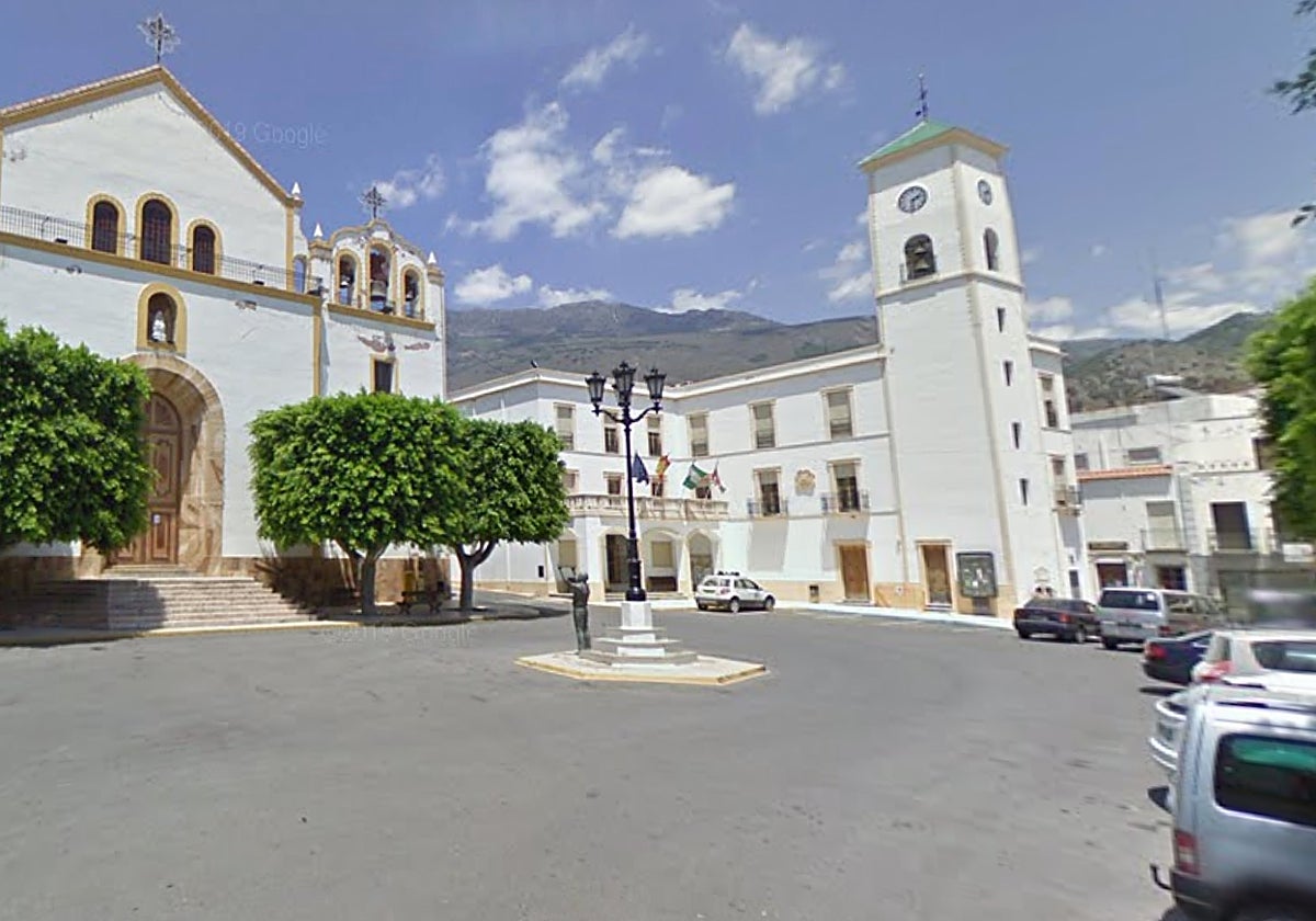 Plaza del Ayuntamiento de Dalías en Almería.