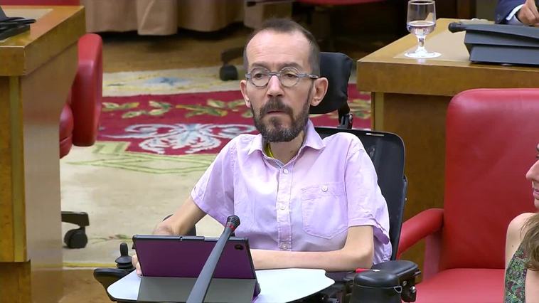 Echenique se despide del Congreso reivindicando a Montero y el valor del "ruido"
