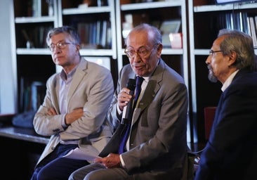 Históricos del PSOE y la oposición piden no depender de Puigdemont