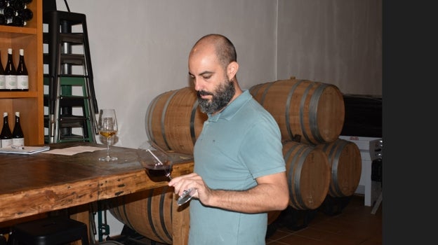 Kiko Ripoll, en la «bodega garaje»