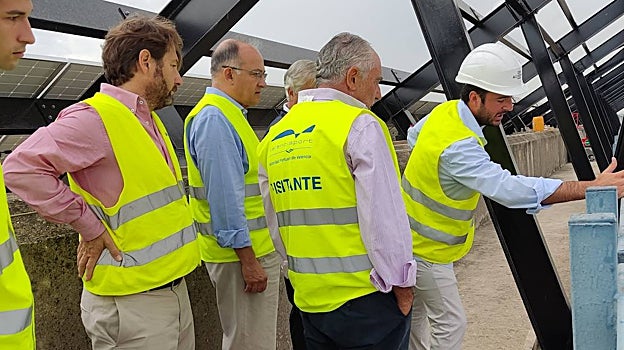 Nueva imagen de la visita a la instalación de la planta fotovoltaica en el Puerto de Valencia