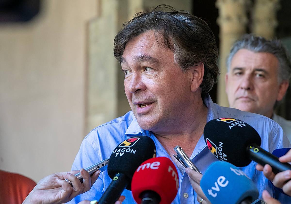 Tomás Guitarte, líder de Teruel Existe, tras su reunión con Azcón