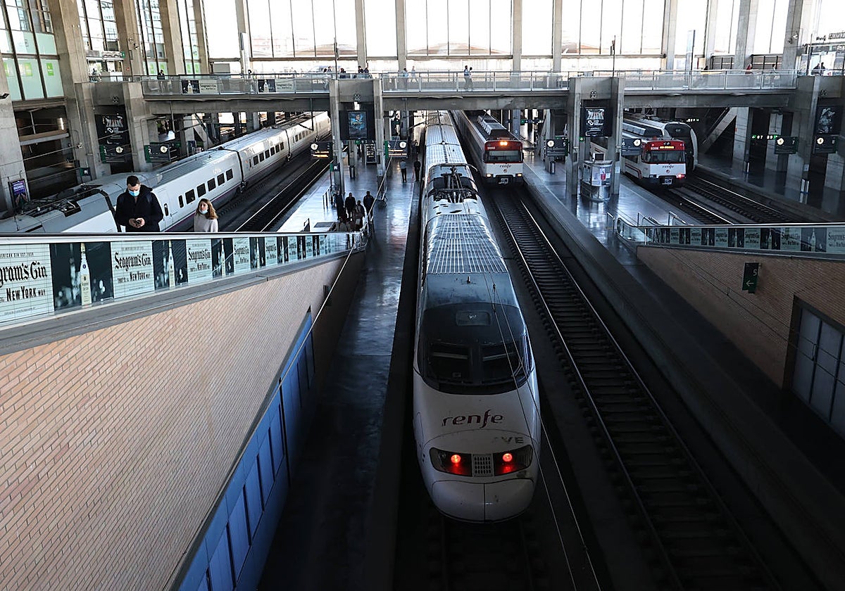 Trenes en la estación de Córdoba