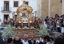 Todo listo para la procesión de la Virgen del Tránsito por el Alcázar Viejo de Córdoba