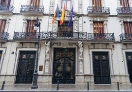 El  Colegio de Notarios de Valencia deberá publicitar sus actividades públicas y garantizar el acceso a la información