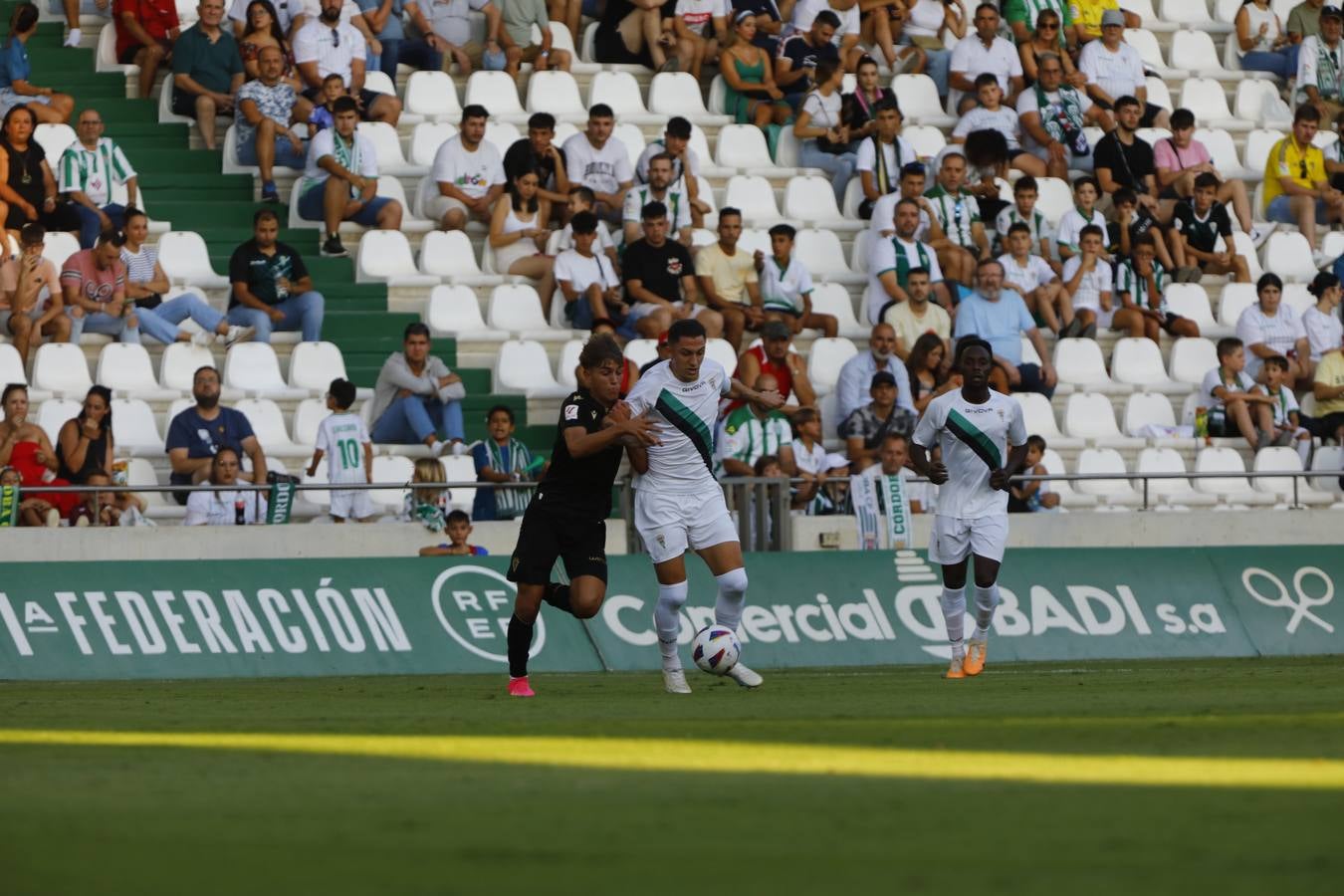Las mejores imágenes del I Trofeo Puertas de Córdoba, disputado entre el Córdoba CF y el Cádiz CF