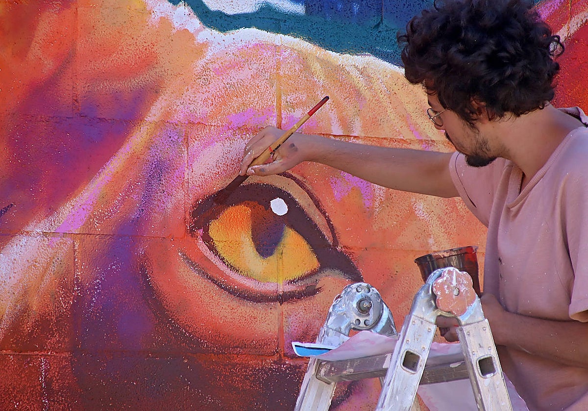 Uno de los artistas participantes en el Festival de Arte y Cultura Suco