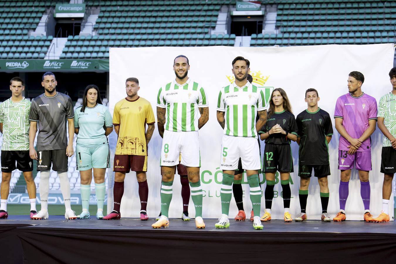 Así son las camisetas y equipaciones del Córdoba CF para la temporada 2023-2024: fotos, diseño y detalles