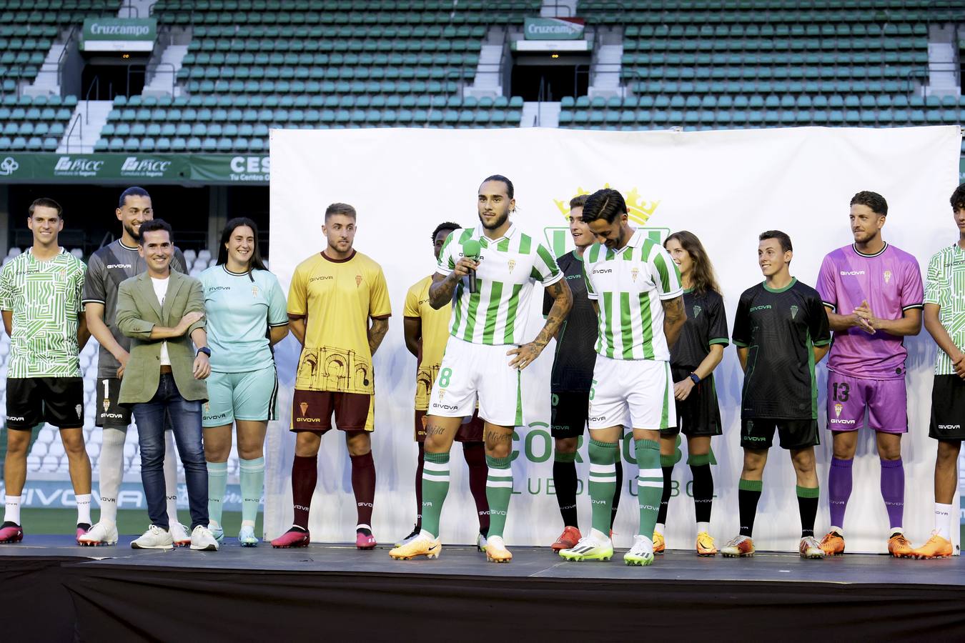 Así son las camisetas y equipaciones del Córdoba CF para la temporada 2023-2024: fotos, diseño y detalles
