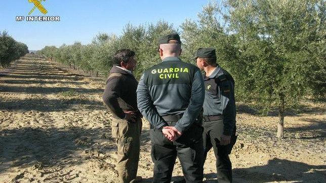 La falta de efectivos en la Guardia Civil en Ciudad Real obliga a contratar seguridad privada en zonas rurales