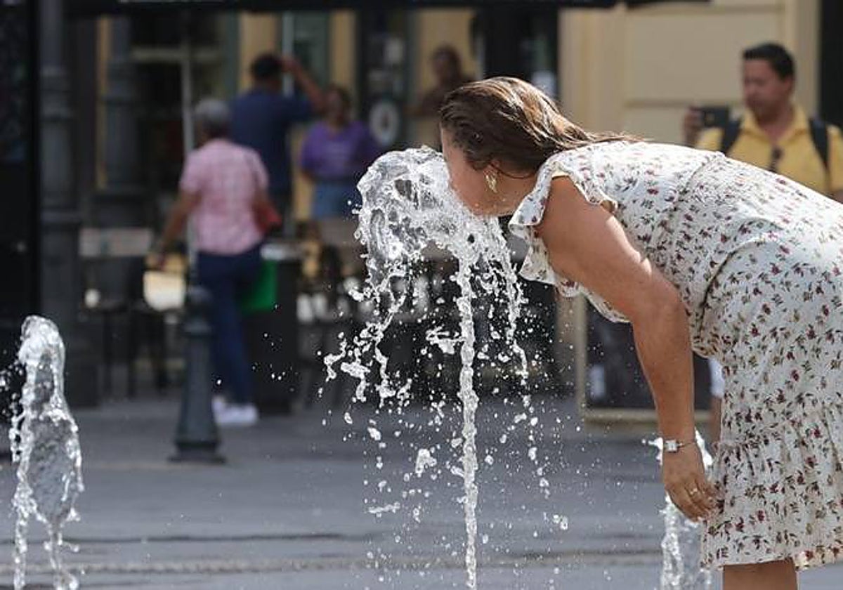 Activado el Meteocam por altas temperaturas y tormentas, en fase de alerta, en toda la región