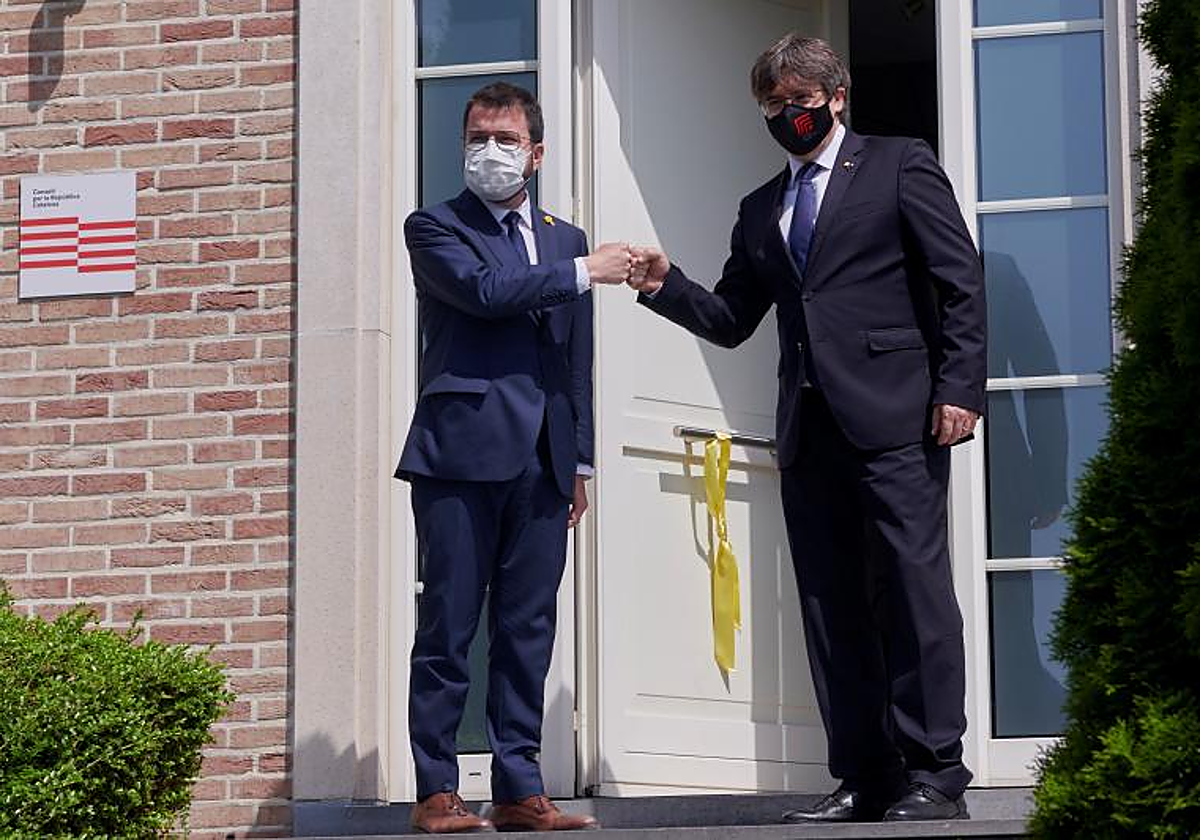 Pere Aragonès y Carles Puigdemont, en Waterloo, el 18 de junio de 2021